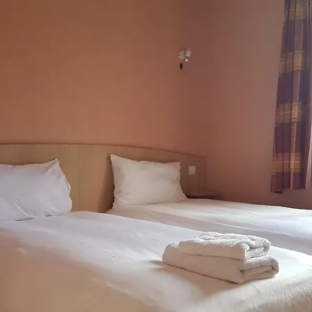 Hotel Regina Ars-sur-Formans